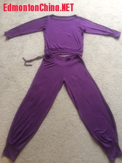 ��ɫ�٤��װ��4��