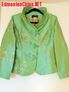 ����ɫ��װ���£�ѹ��ף�15��