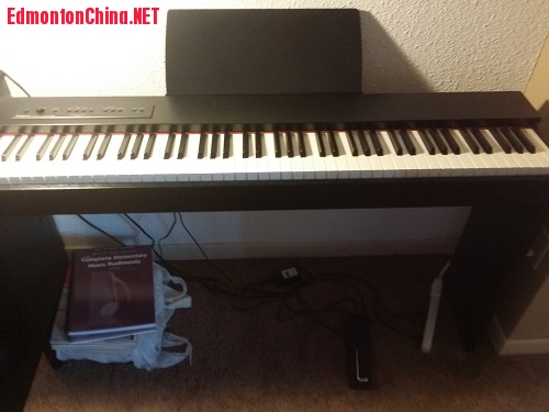 Piano.jpg