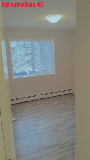 File 2016-11-24, Bedroom 2 Kijiji.jpg