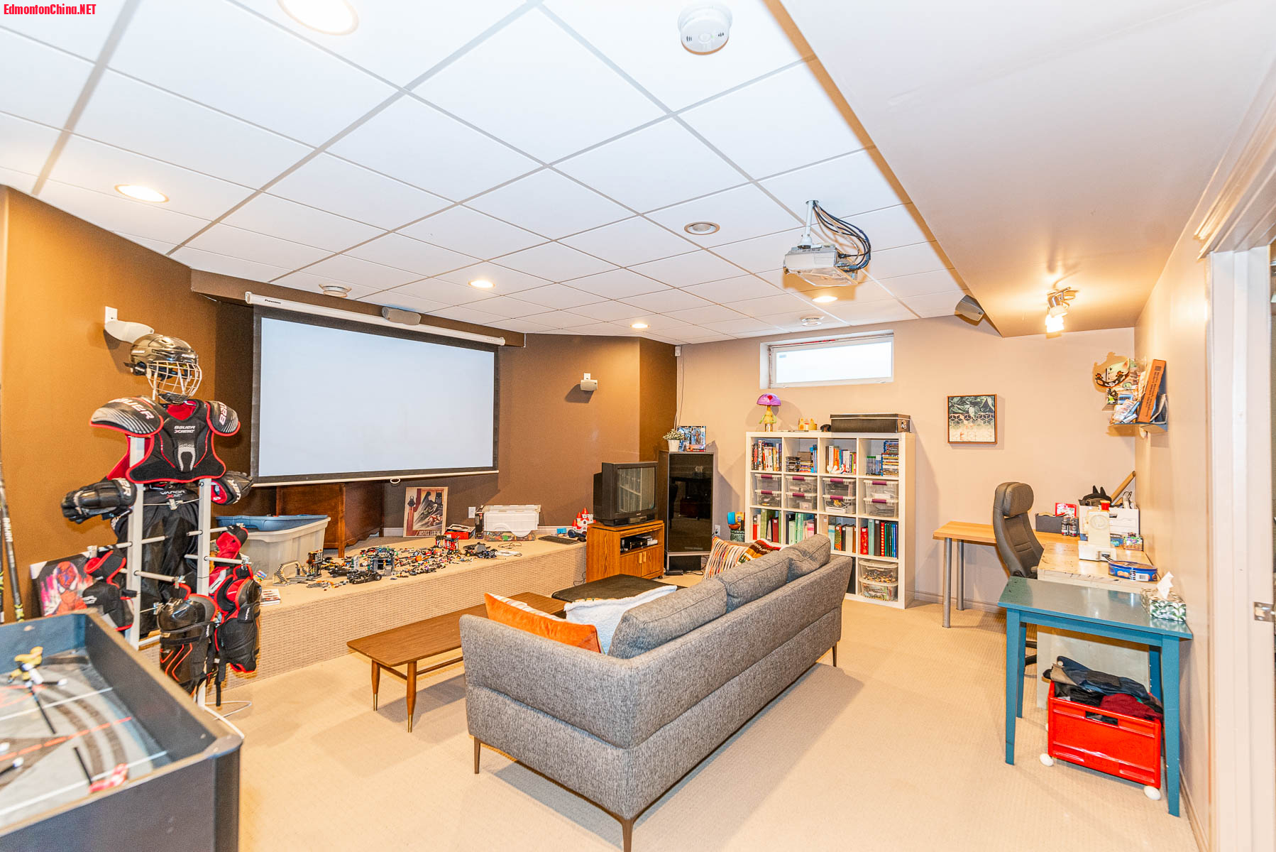 1217 Latta Cres - (36).jpg